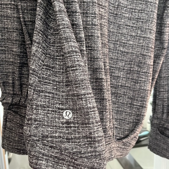 Lululemon Extra Mile Hoodie - Picture 5 of 7